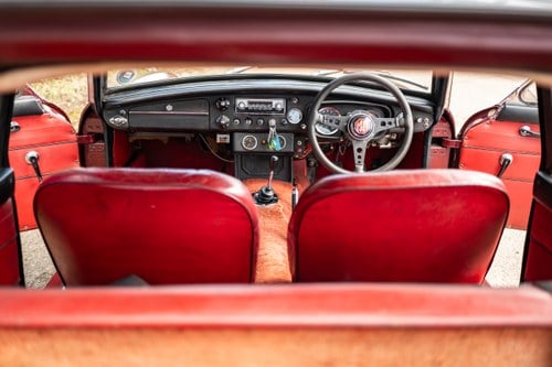 1967 MG MGB GT Te koop (foto 128 van 256)