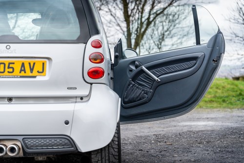 2005 Smart W450 ForTwo Brabus In vendita (immagine 44 di 108)