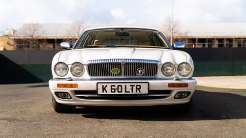 1996 Daimler Double Six LWB Auto In vendita (immagine 7 di 255)