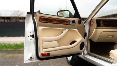 1996 Daimler Double Six LWB Auto In vendita (immagine 55 di 255)