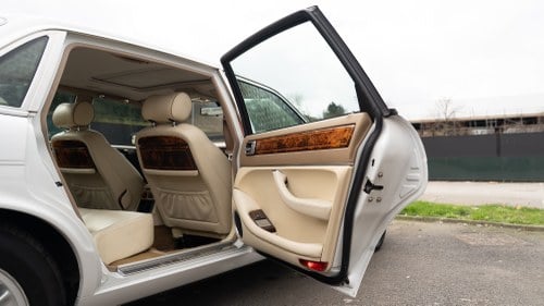 1996 Daimler Double Six LWB Auto In vendita (immagine 103 di 255)