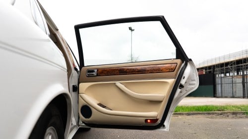 1996 Daimler Double Six LWB Auto In vendita (immagine 104 di 255)