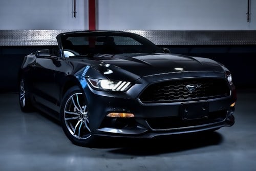 2017 Ford Mustang 2.3L Ecoboost Convertible till salu (bild 7 av 98)