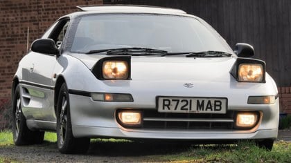 Toyota MR2 2nd Gen W20