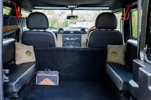 2008 Land Rover Defender 90" - 'Beretta Edition' by Centurion In vendita (immagine 47 di 109)