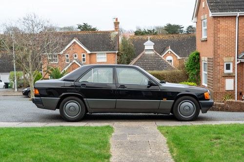 1990 Mercedes-Benz 190 Automatic For Sale (picture 4 of 114)