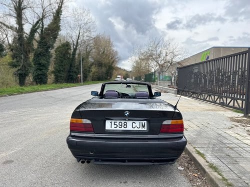 1993 BMW E36 325i Cabriolet For Sale (picture 3 of 34)