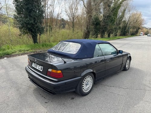 1993 BMW E36 325i Cabriolet For Sale (picture 7 of 34)