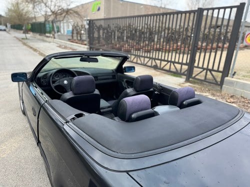 1993 BMW E36 325i Cabriolet For Sale (picture 16 of 34)