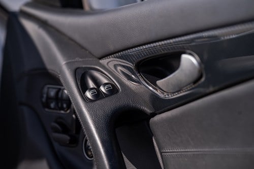 2008 Mercedes-Benz SL63 AMG V8 à venda (imagem 98 de 216)