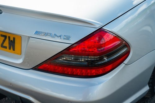 2008 Mercedes-Benz SL63 AMG V8 à venda (imagem 149 de 216)