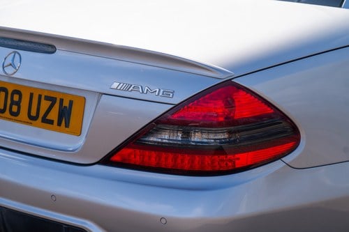 2008 Mercedes-Benz SL63 AMG V8 à venda (imagem 164 de 216)