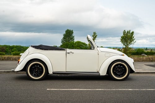 1972 Volkswagen Beetle 1300 RHD Convertible In vendita (immagine 8 di 104)