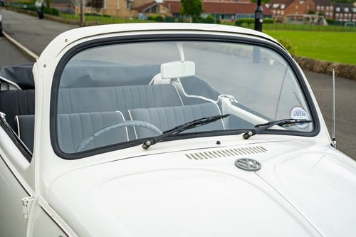 1972 Volkswagen Beetle 1300 RHD Convertible In vendita (immagine 54 di 104)