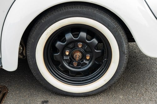 1972 Volkswagen Beetle 1300 RHD Convertible In vendita (immagine 13 di 104)