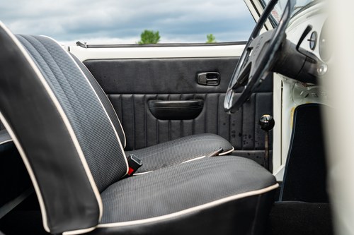 1972 Volkswagen Beetle 1300 RHD Convertible In vendita (immagine 38 di 104)