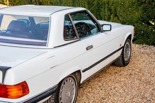 1989 Mercedes-Benz R107 500SL For Sale (picture 50 of 197)