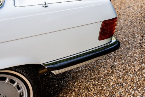 1989 Mercedes-Benz R107 500SL For Sale (picture 60 of 197)