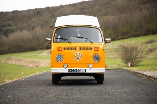 1977 Volkswagen Type 2 Bay Window Camper Conversion 2.0-litre For Sale (picture 4 of 163)