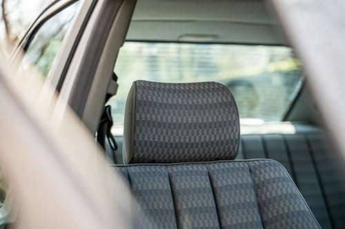 1989 Mercedes-Benz W201 190 2.0 Automatic In vendita (immagine 22 di 163)