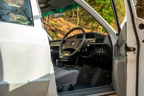 1989 Mercedes-Benz W201 190 2.0 Automatic In vendita (immagine 69 di 163)