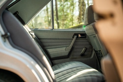 1989 Mercedes-Benz W201 190 2.0 Automatic In vendita (immagine 77 di 163)