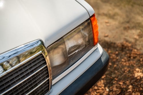 1989 Mercedes-Benz W201 190 2.0 Automatic In vendita (immagine 92 di 163)