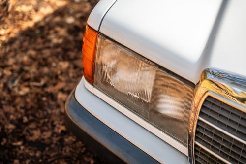 1989 Mercedes-Benz W201 190 2.0 Automatic In vendita (immagine 93 di 163)