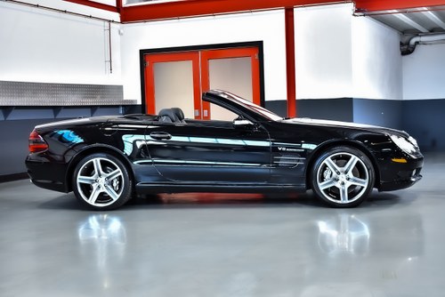 2006 Mercedes-Benz R230 SL55 AMG “Glass sunroof” Convertible 5,5L V8 à venda (imagem 17 de 124)