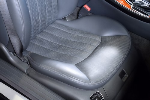 2006 Mercedes-Benz R230 SL55 AMG “Glass sunroof” Convertible 5,5L V8 à venda (imagem 62 de 124)