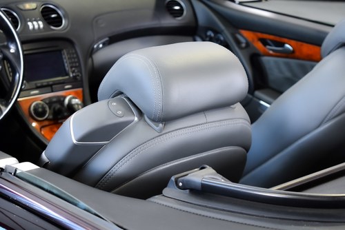 2006 Mercedes-Benz R230 SL55 AMG “Glass sunroof” Convertible 5,5L V8 à venda (imagem 90 de 124)