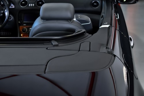 2006 Mercedes-Benz R230 SL55 AMG “Glass sunroof” Convertible 5,5L V8 à venda (imagem 99 de 124)