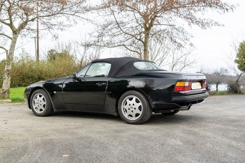 1992 Porsche 944 S2 Cabriolet For Sale (picture 15 of 133)