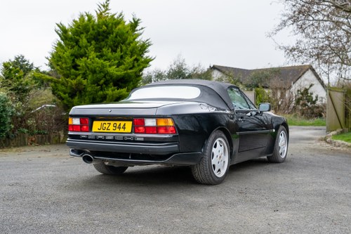 1992 Porsche 944 S2 Cabriolet For Sale (picture 18 of 133)