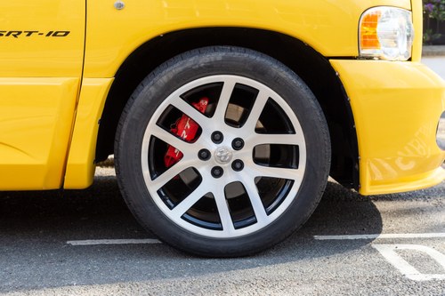 2005 Dodge RAM SRT-10 Viper LHD For Sale (picture 31 of 93)