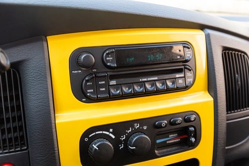 2005 Dodge RAM SRT-10 Viper LHD For Sale (picture 38 of 93)