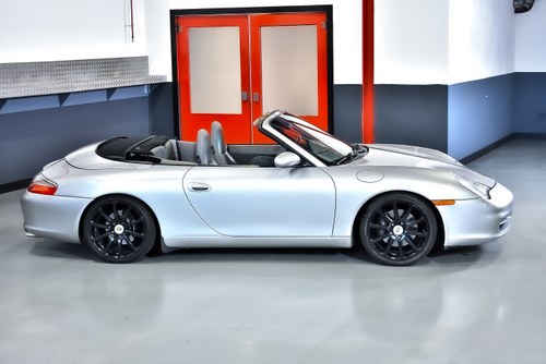 2002 Porsche 996 911 Carrera 3.6L Convertible Tiptronic till salu (bild 13 av 93)