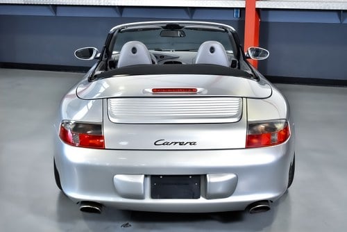 2002 Porsche 996 911 Carrera 3.6L Convertible Tiptronic till salu (bild 16 av 93)