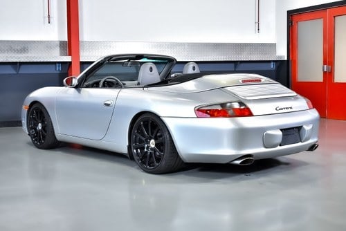 2002 Porsche 996 911 Carrera 3.6L Convertible Tiptronic till salu (bild 21 av 93)