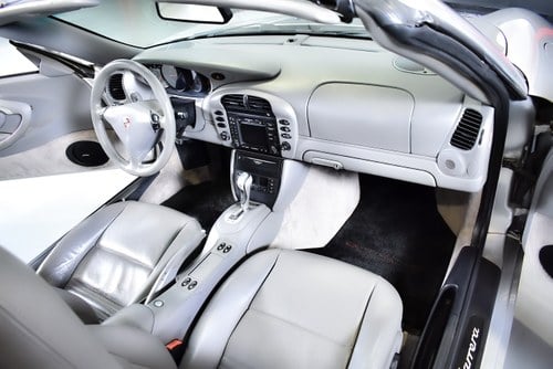 2002 Porsche 996 911 Carrera 3.6L Convertible Tiptronic till salu (bild 52 av 93)