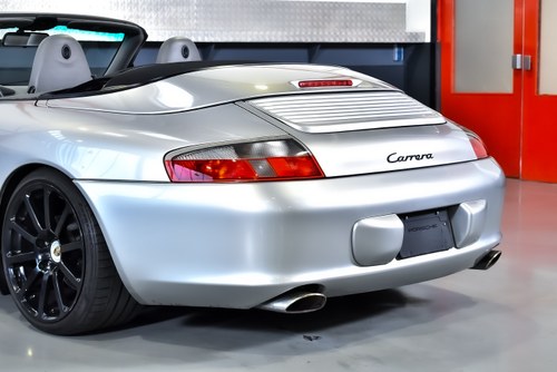 2002 Porsche 996 911 Carrera 3.6L Convertible Tiptronic till salu (bild 81 av 93)