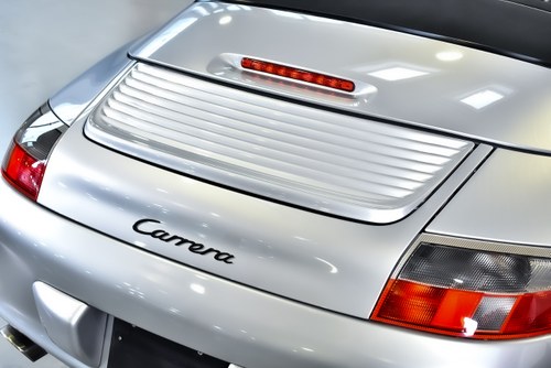 2002 Porsche 996 911 Carrera 3.6L Convertible Tiptronic till salu (bild 87 av 93)
