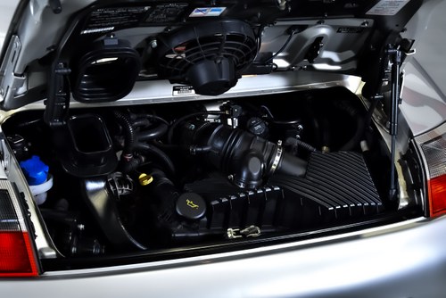 2002 Porsche 996 911 Carrera 3.6L Convertible Tiptronic till salu (bild 90 av 93)