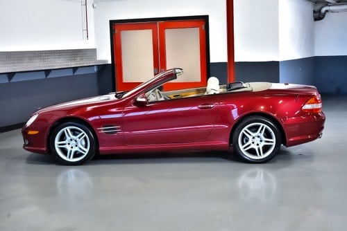 2007 Mercedes-Benz R230 SL550 Convertible 5,5L V8 “AMG” In vendita (immagine 27 di 113)