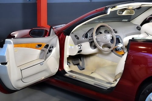2007 Mercedes-Benz R230 SL550 Convertible 5,5L V8 “AMG” In vendita (immagine 42 di 113)