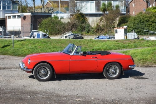 1968 MG MGC Roadster Te koop (foto 7 van 158)