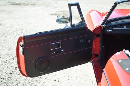 1968 MG MGC Roadster Te koop (foto 27 van 158)