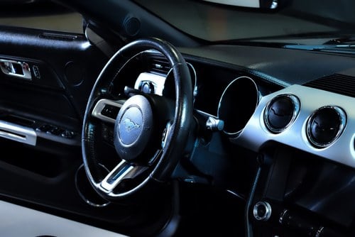 2016 Ford Mustang Ecoboost Convertible 2.3 à vendre (picture 45 of 86)