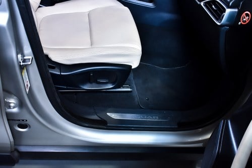 2017 Jaguar F-Pace 35t SUV Premium 3,0L V6 Te koop (foto 40 van 82)