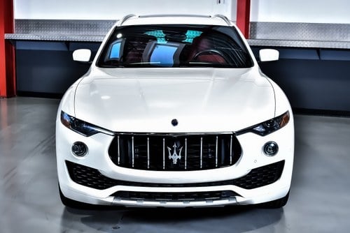 2017 Maserati Levante S 3.0 V6 till salu (bild 2 av 103)